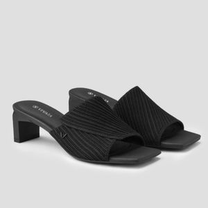 NEW Vivaia Jade square toe block heel slide size 38 7-7.5